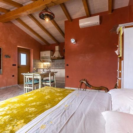 Studio Apartment อูมัค ภายนอก รูปภาพ